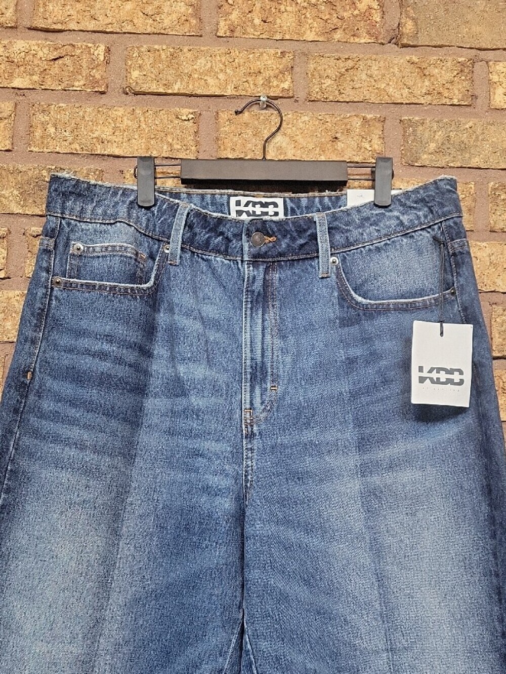 KBB by Kahlana High Rise Straight-Leg Two Tone Denim Cotton Jeans Size 14 NWT - Picture 3 of 13